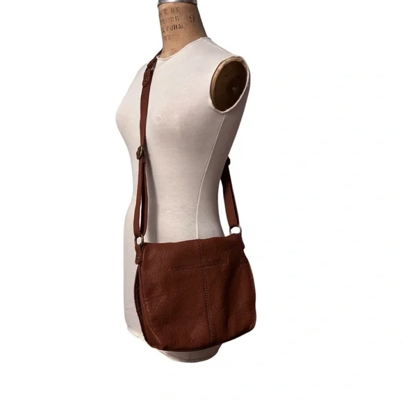 The Sak Brown Leather Crossbody Shoulder Bag Beautiful Cognac Pebbled Leather - Picture 2 of 15